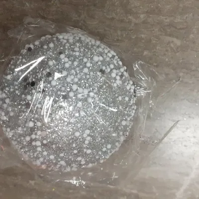 ΜΠΑΛΑ DECOR ΑΣΗΜΙ ΜΕ ΧΙΟΝΙ 8CM