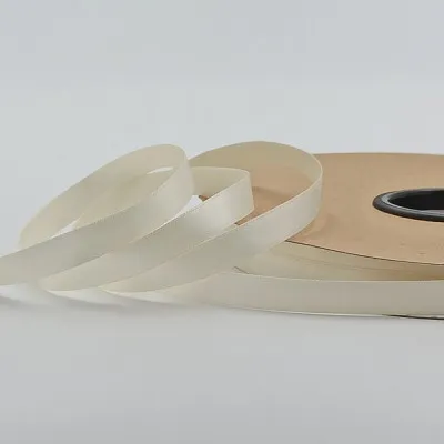 ΚΟΡΔΕΛΑ SATIN ΜΙΑΣ ΟΨΗΣ ΜΕ ΟΥΓΙΑ 10ΜΜ IVORY